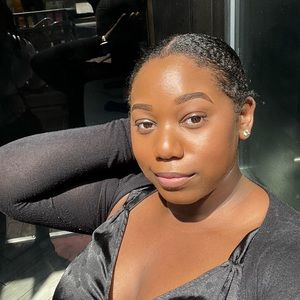 Meet your Posher, Makenzie